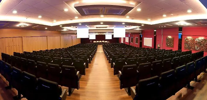 Hotell Evenia Olympic 4*