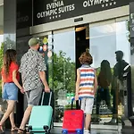 埃文尼亚奥林匹克套房酒店 滨海略雷特